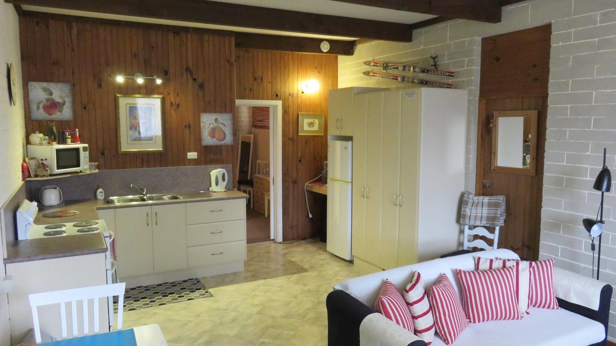 Alpenhorn Holiday Units Маунт Бюти Екстериор снимка