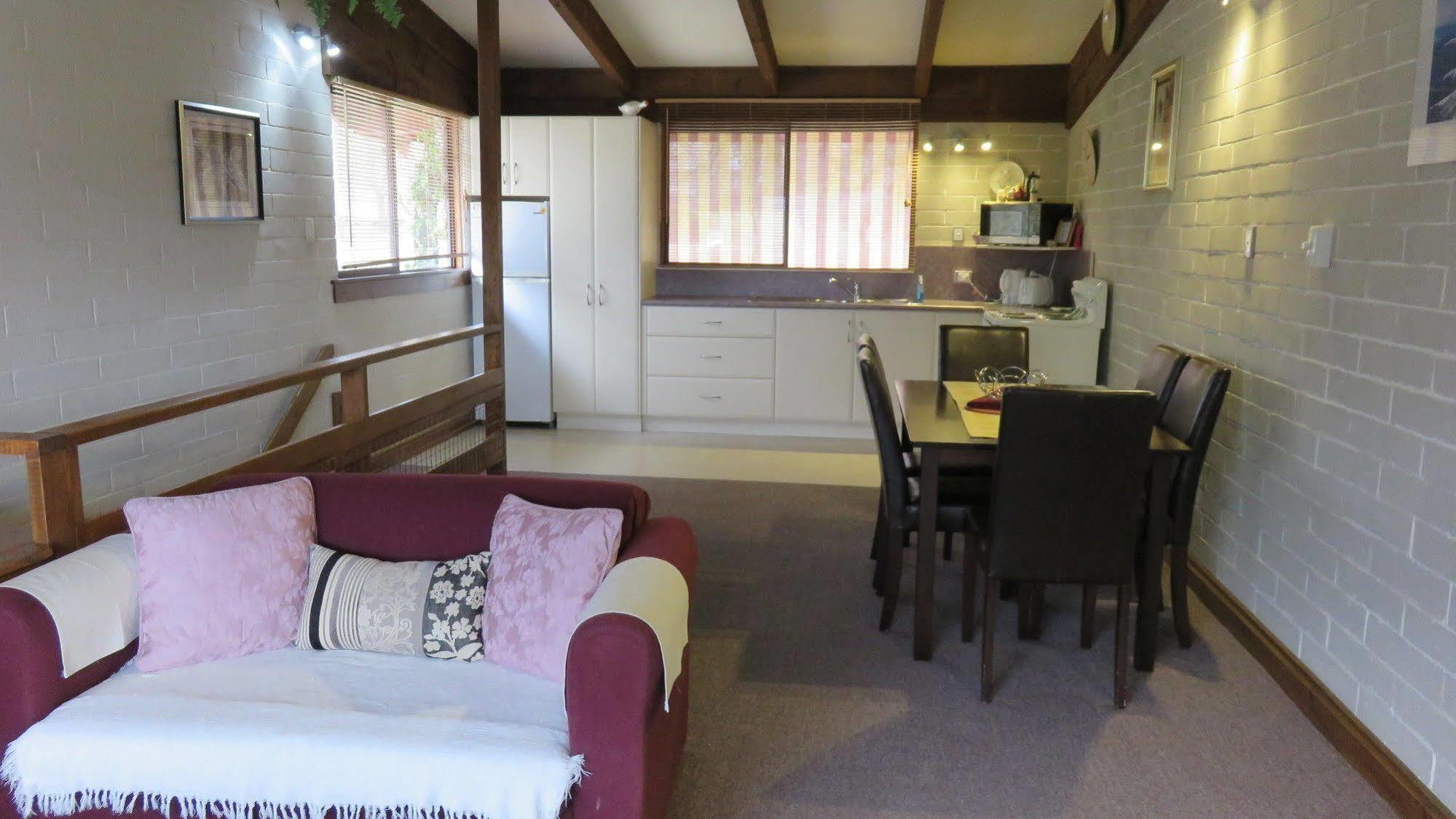 Alpenhorn Holiday Units Маунт Бюти Екстериор снимка