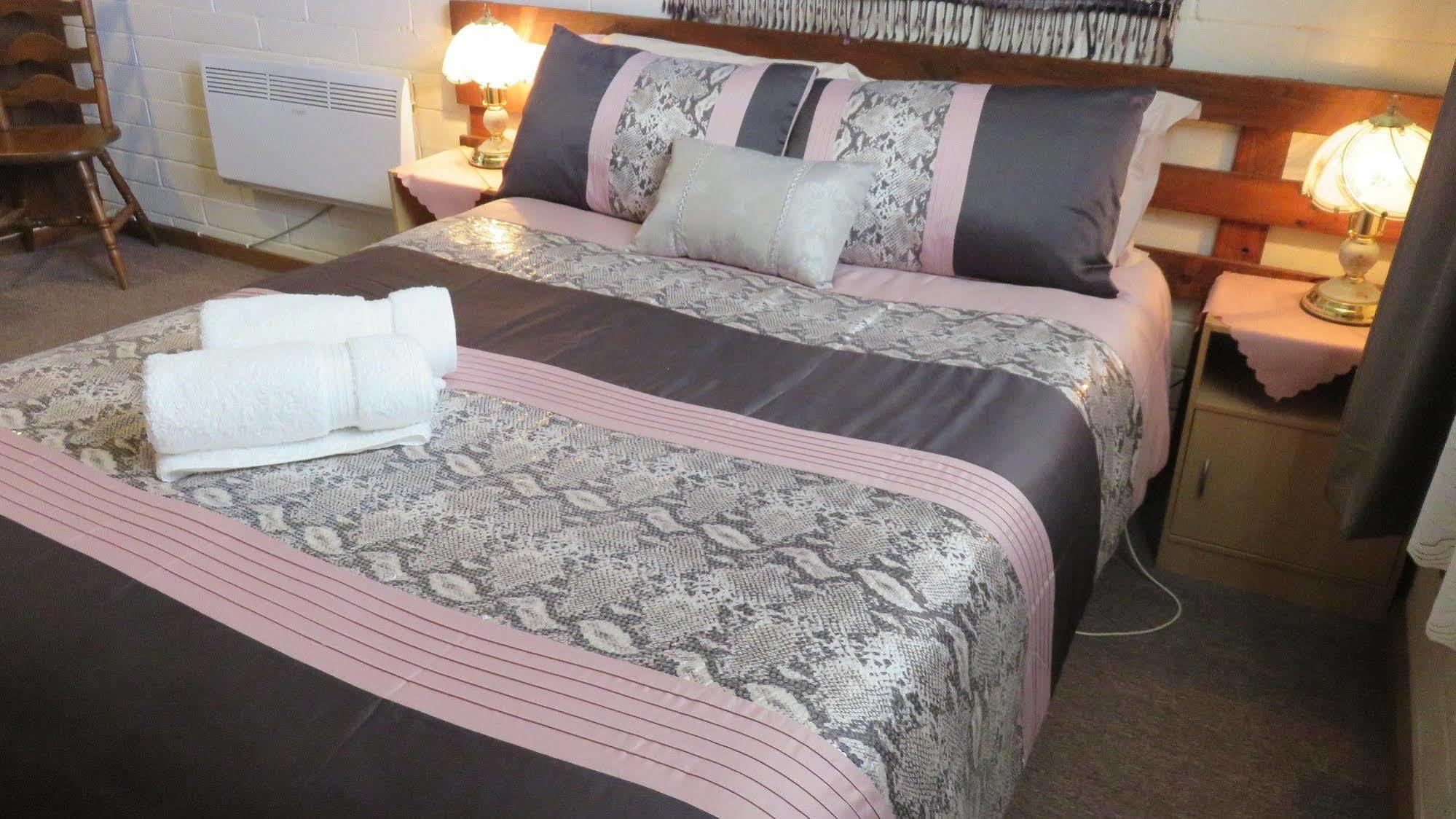 Alpenhorn Holiday Units Маунт Бюти Екстериор снимка